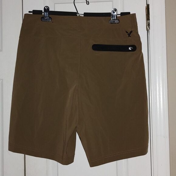 American Eagle active flex dark khaki shorts  Sz 30 - Picture 2 of 4
